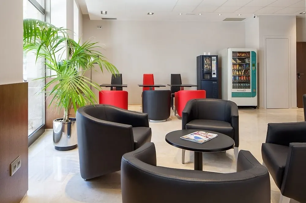 **  Hotel Santa Marta Barcelona Spain