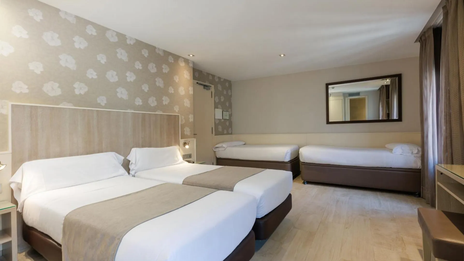 Hotel Santa Marta contacts